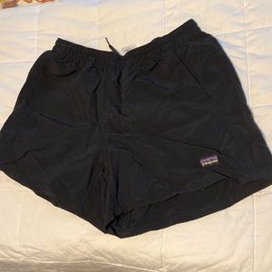 Women’s Small Black Patagonia Baggies